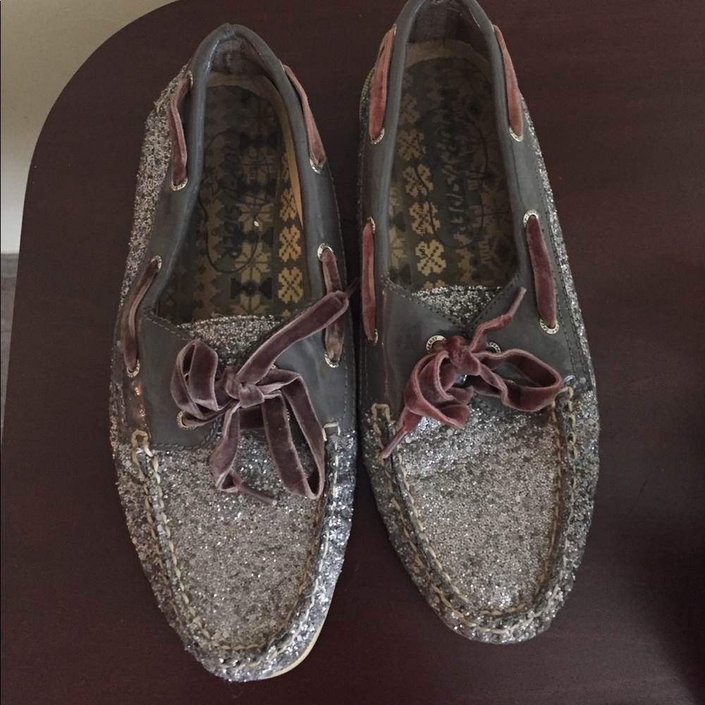 Silver glitter Sperry
